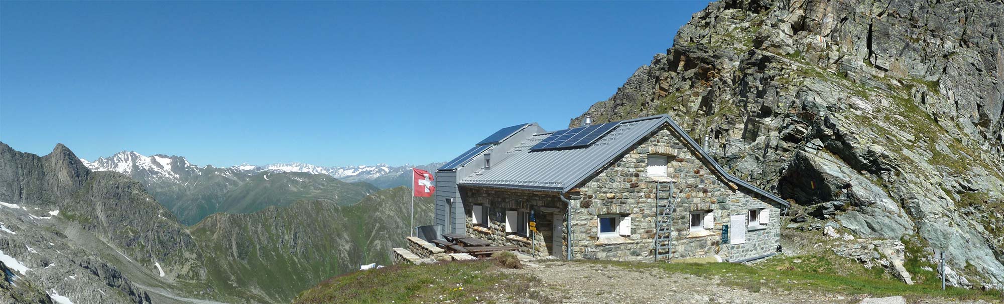 SAC Medelserhütte, Lukmanierpass